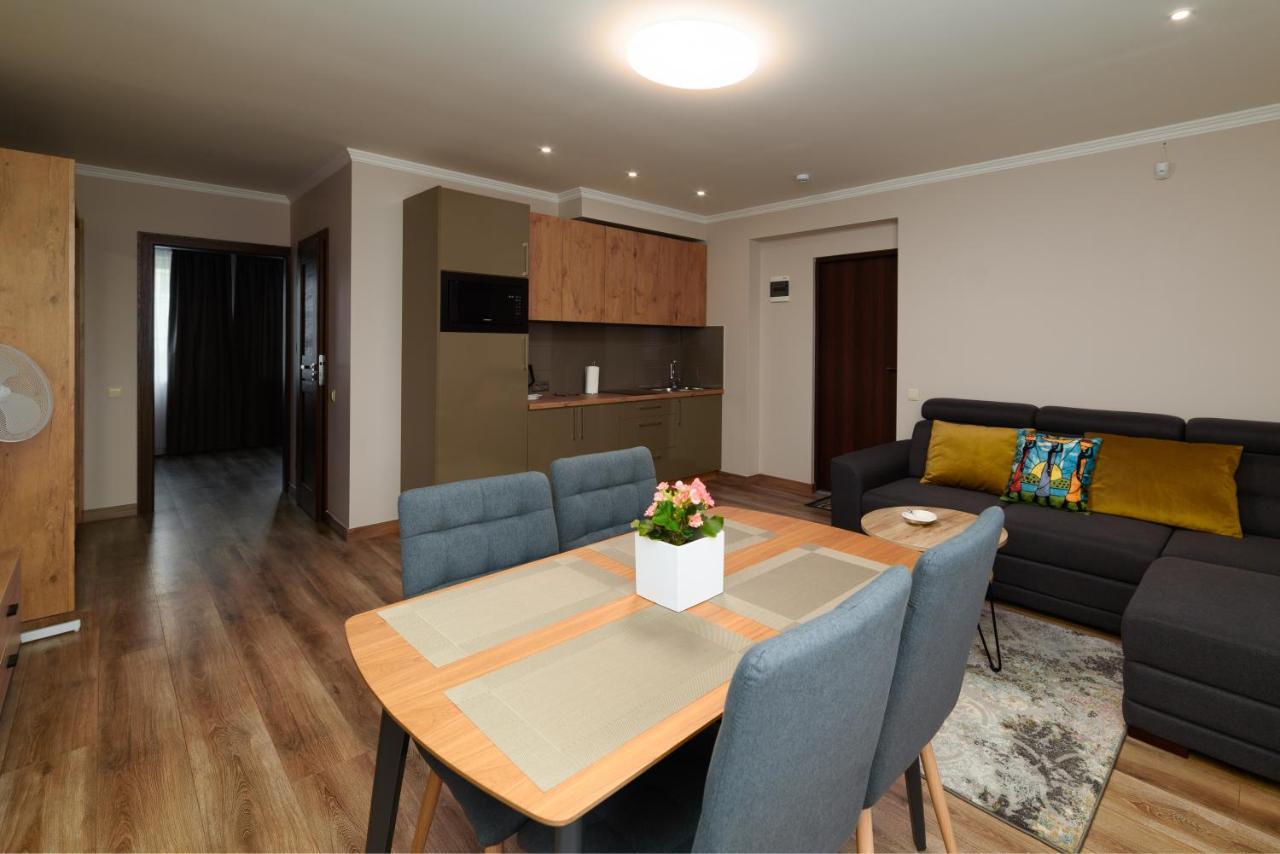 Tako Apartments ไคลเพดา ภายนอก รูปภาพ