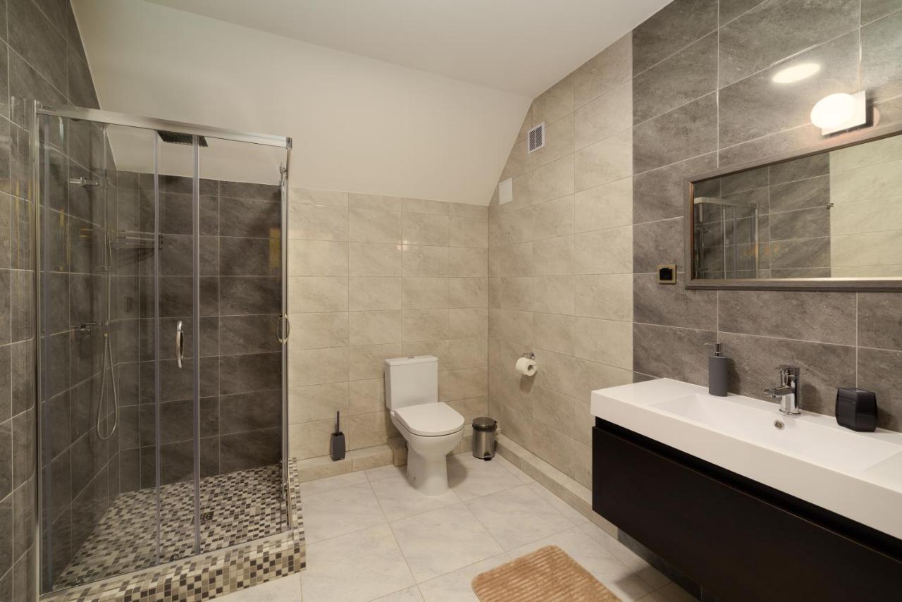 Tako Apartments ไคลเพดา ภายนอก รูปภาพ