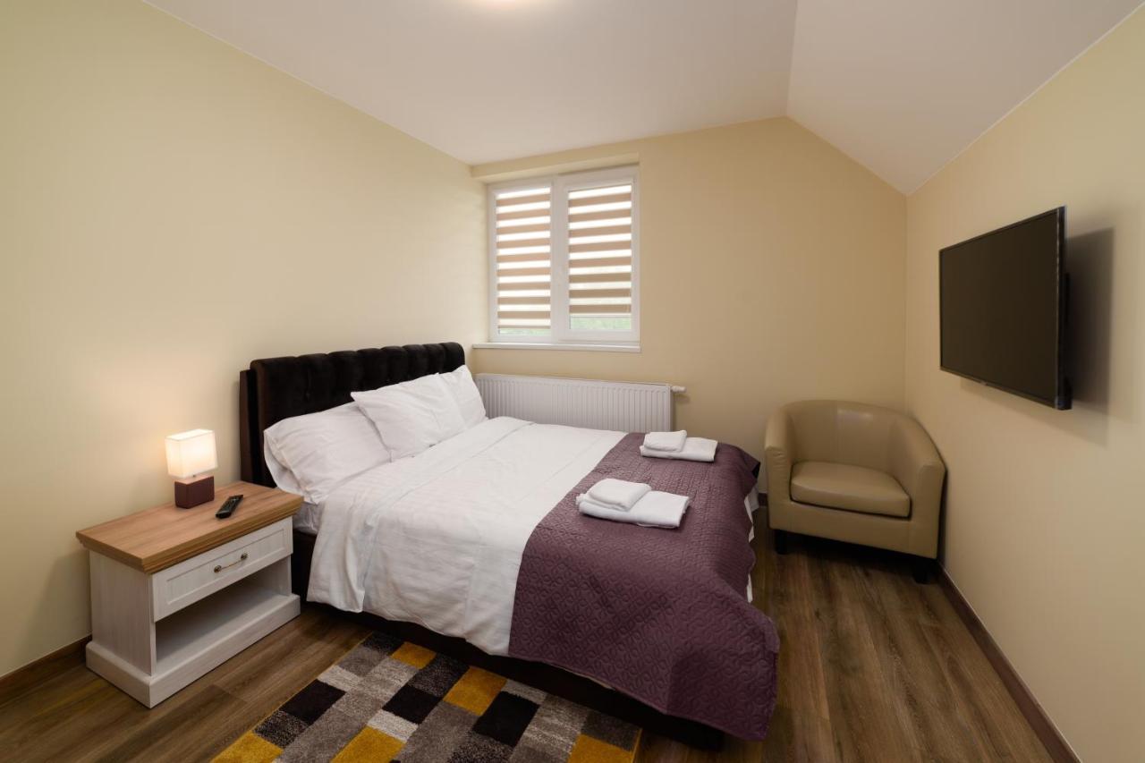 Tako Apartments ไคลเพดา ภายนอก รูปภาพ