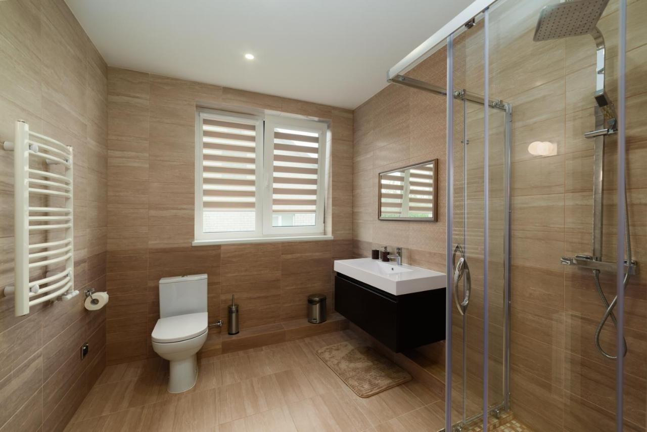 Tako Apartments ไคลเพดา ภายนอก รูปภาพ