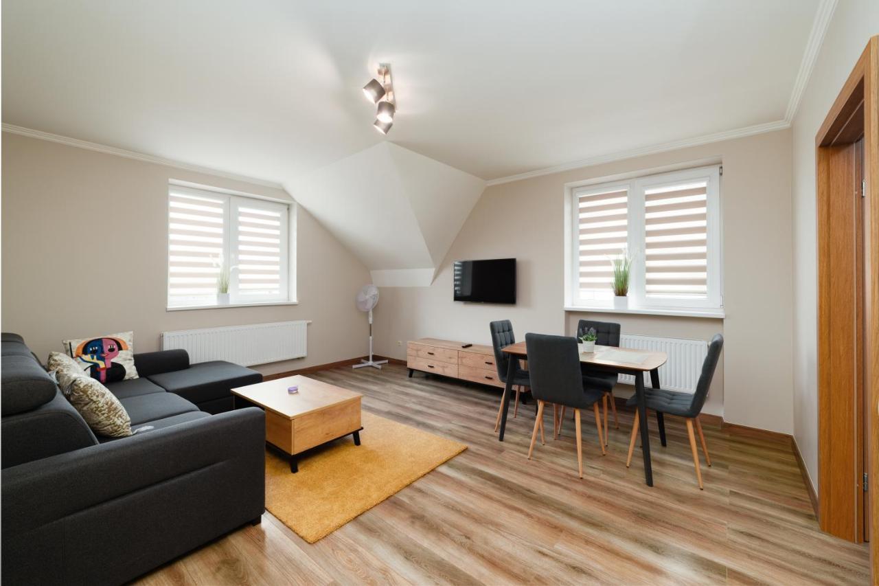 Tako Apartments ไคลเพดา ภายนอก รูปภาพ